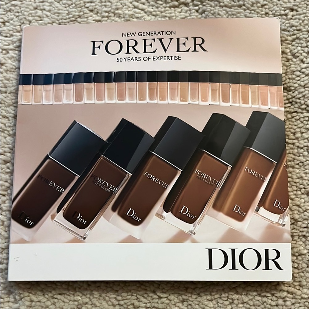 Designer foundations & concealer - Picture 2 of 12